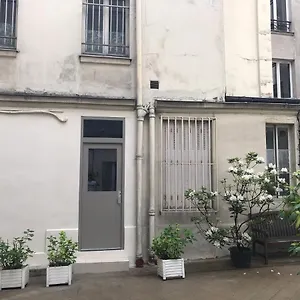 - Paris
