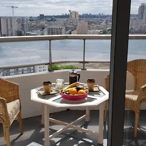 Beau Studio Renove 30m2 Balcon Vue Paris+parking Paris