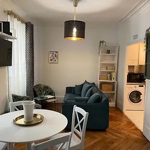 Appartement The Avenue Ternes, Paris
